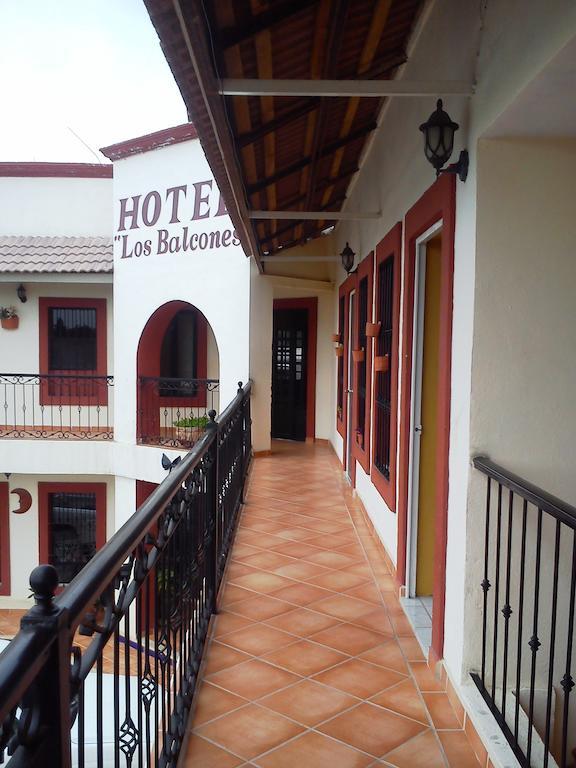 Hotel Los Balcones Parras de la Fuente Exterior foto